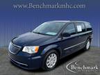 2014 Chrysler Town & Country Touring Minivan 4D