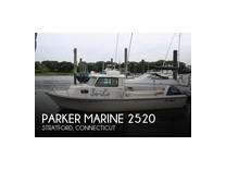 1997 parker 2320 boat for sale