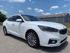 2017 Kia Cadenza Premium