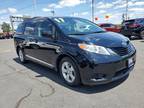 2017 Toyota Sienna LE Mobility 7-Passenger