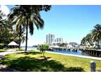 7900 Harbor Island Dr #17, North Bay Village, FL 33141