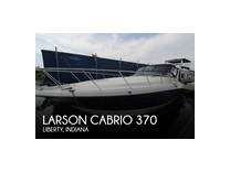 2005 larson cabrio 370 boat for sale