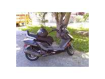 2010 - kymco yager gt200i scooter w/extras - 2800 miles - very good