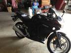 2011 Honda CBR 250R MINT CONDITION- Only 230 Miles!!!!!