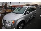 2008 Chrysler Town & Country MiniVan WGN LIMITED