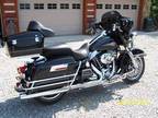 2011 Harley Davidson ELECTRA GLIDE CLASSIC Like New Lots of Extras