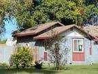 2 Bedroom Single-Family Houses Hutchinson Kansas