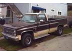 $2,500 1984 K10 4X4 Diesel brown and tan