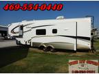 Luxurious And Fantastic Full-Timer Friendly 2016 Wildcat 331WP -3 Slide 5th
