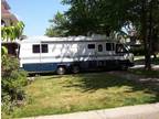 Holiday Rambler Crown Imperial 1990