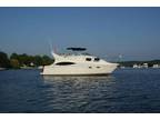 1998 Carver 350 Mariner - Low Hours-Fresh Water-Well Maintained-