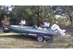 1989 Pacer Bass Boat 15 ft
