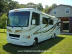 2011 Four Winds Hurricane 33' w/2 Slide-Outs