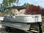 2005 Sun Tracker Regency 25 Pontoon Boat
