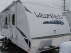 2012 Heartland Wilderness 2150rb travel trailer- rear bathroom- Light!