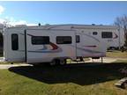$28,995 OBO 2006 Forrest River Cardinal 34TS