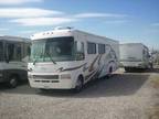 2005 National RV Dolphin Model 5355 Class A in Dodge City, KS