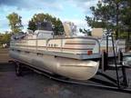 Beachcomber Party Barge - 90hp Johnson - Great Boat///////// -