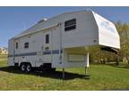 1999 Fleetwood Prowler 5th Wheel Camper Sleeps 6! Perfectly Maintained Since