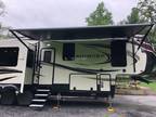 2018 Heartland Big Horn fifth wheel camper