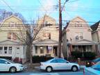 Beautiful one Family Home in the Heart of Woodhaven