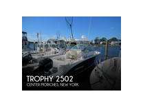 2004 trophy pro 2502 walk around boat for sale