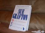Sue Grafton books D E & F - $10 (Gulf Breeze)