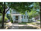 212 Maple St #1, New Haven, CT 06511