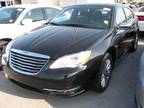 2010 Chrysler Sebring Limited Sedan 4D (8118a)