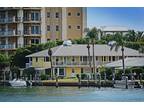 522 Golden Gate Point #8, Sarasota, FL 34236