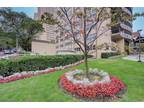 6636 Yellowstone Blvd #6B, Forest Hills, NY 11375