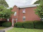 5 E Maplewood Ave #1, Mechanicsburg, PA 17055