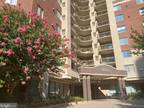 901 N Monroe St #816, Arlington, VA 22201