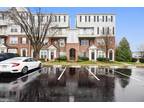 1734 Osage St #302, Alexandria, VA 22302