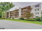 7400 Lakeview Dr #405, Bethesda, MD 20817