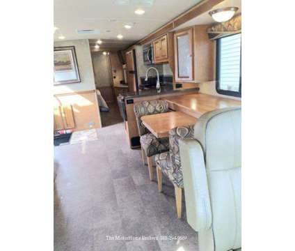 2017 Winnebago Sightseer 33C **REDUCED** is a 2017 Motorhome in East New Market MD