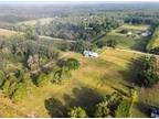 18500 Ravenswood Rd, Altoona, FL 32702