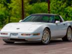 1992 Chevrolet Corvette Coupe Fuel injected 5.7L/300 HP V-8 engine