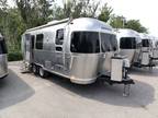 2023 Airstream Flying Cloud 23FB Queen 24ft