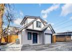 Cambie Brand New Bed . Bath Laneway House w Large Patio