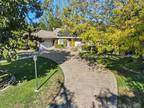 9346 Beckford Ave, Northridge, CA 91324