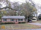 190 Jordan St, Royston, GA 30662