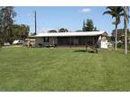 1014 Gulf St, Moore Haven, FL 33471