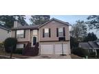 828 Tradd Ct, Stone Mountain, GA 30087