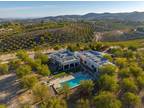 675 W Hollow Dr, Paso Robles, CA 93446