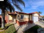 16438 Pacific Ln, Delhi, CA 95315