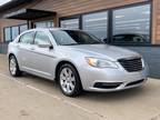 2012 Chrysler 200 SEDAN 4-DR