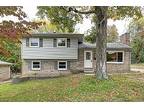 6305 Moorhaven Dr, Louisville, Ky 40228