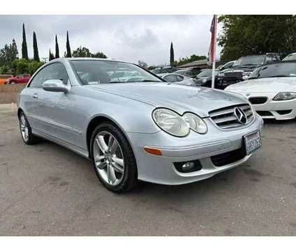 2009 Mercedes-Benz CLK-Class for sale is a Silver 2009 Mercedes-Benz CLK Class 500 Trim Car for Sale in Sunland CA