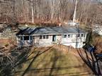 678 middletown rd Colchester, CT -